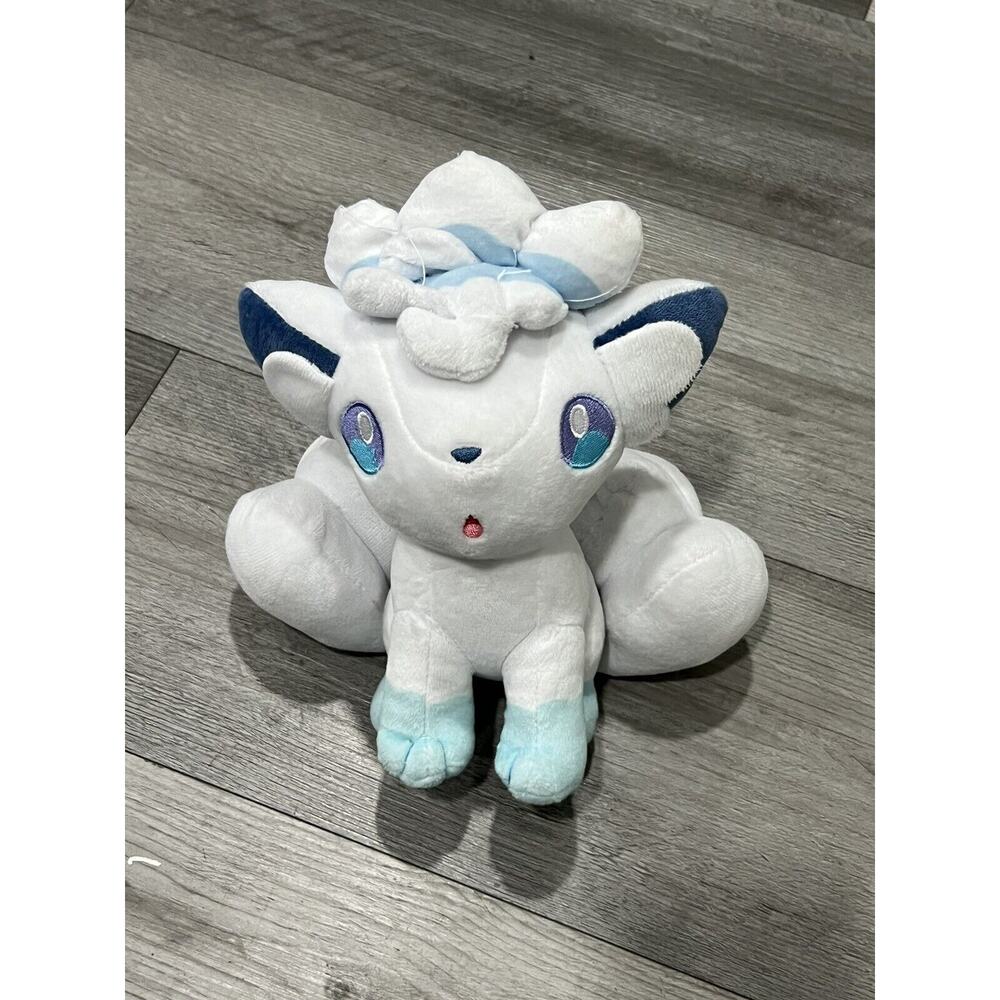 Pokemon Center Alolan Vulpix Plush White Blue Stuffed Animal Figure Authentic